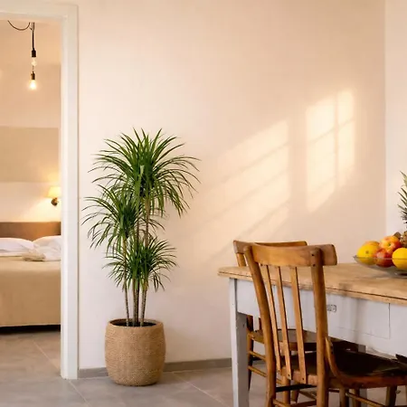 Bed & Breakfast Masseria Luci Grande 3*