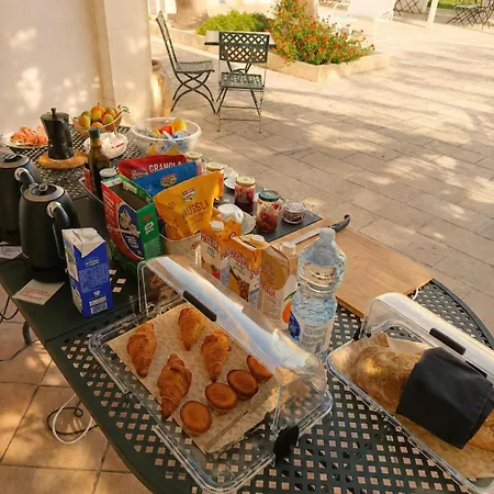 Bed & Breakfast Masseria Luci Grande 3*